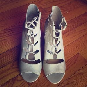 Mix No. 6 block heels